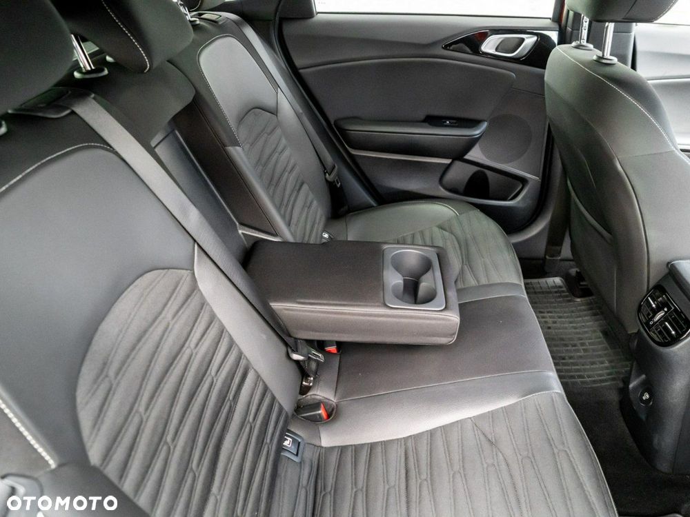 Kia ProCeed 1.5 T-GDI GT Line DCT - 28