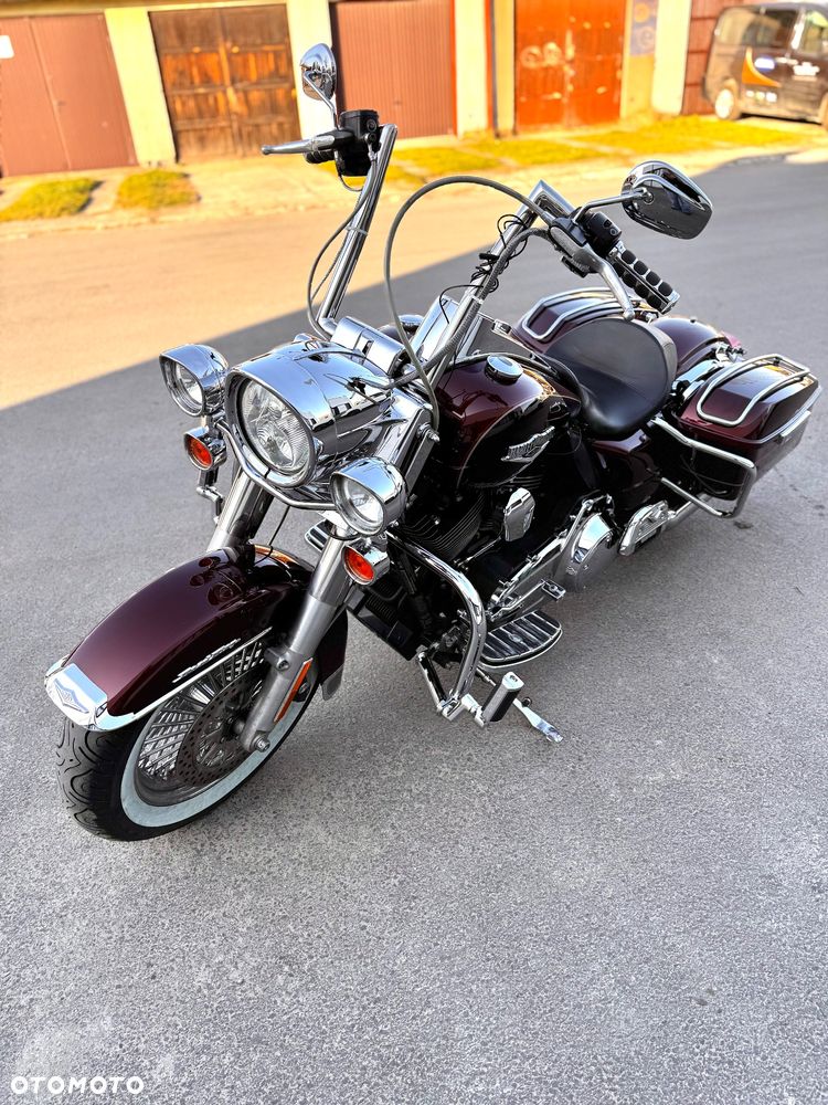 Harley-Davidson Touring Road King - 1