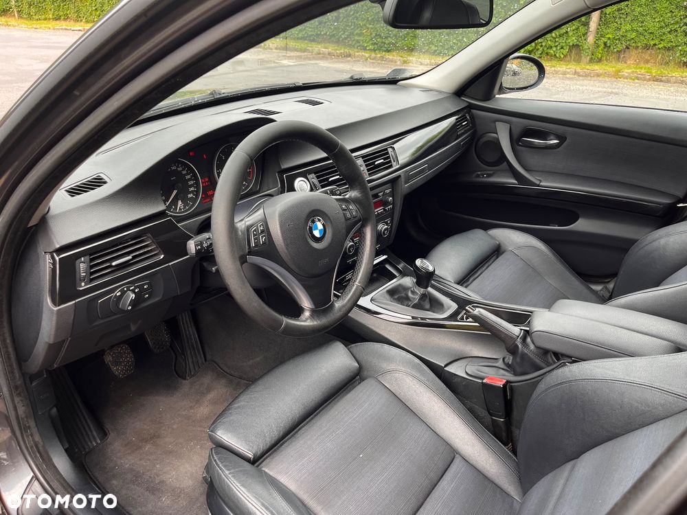 BMW Seria 3 - 11