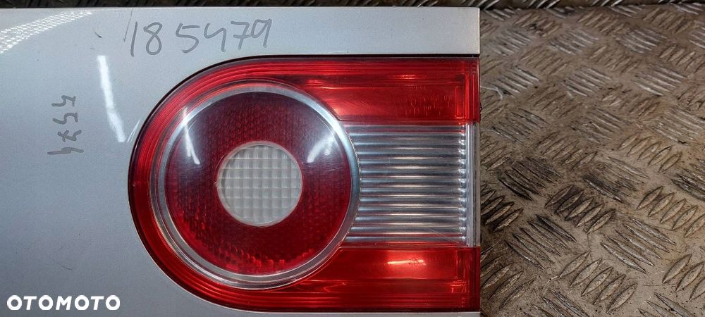 BLENDA KLAPY BAGAŻNIKA + LAMPY SHARAN MK1 LIFT II LA7W - 7