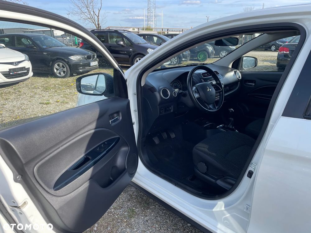 Mitsubishi Space Star 1.2 Intense - 10