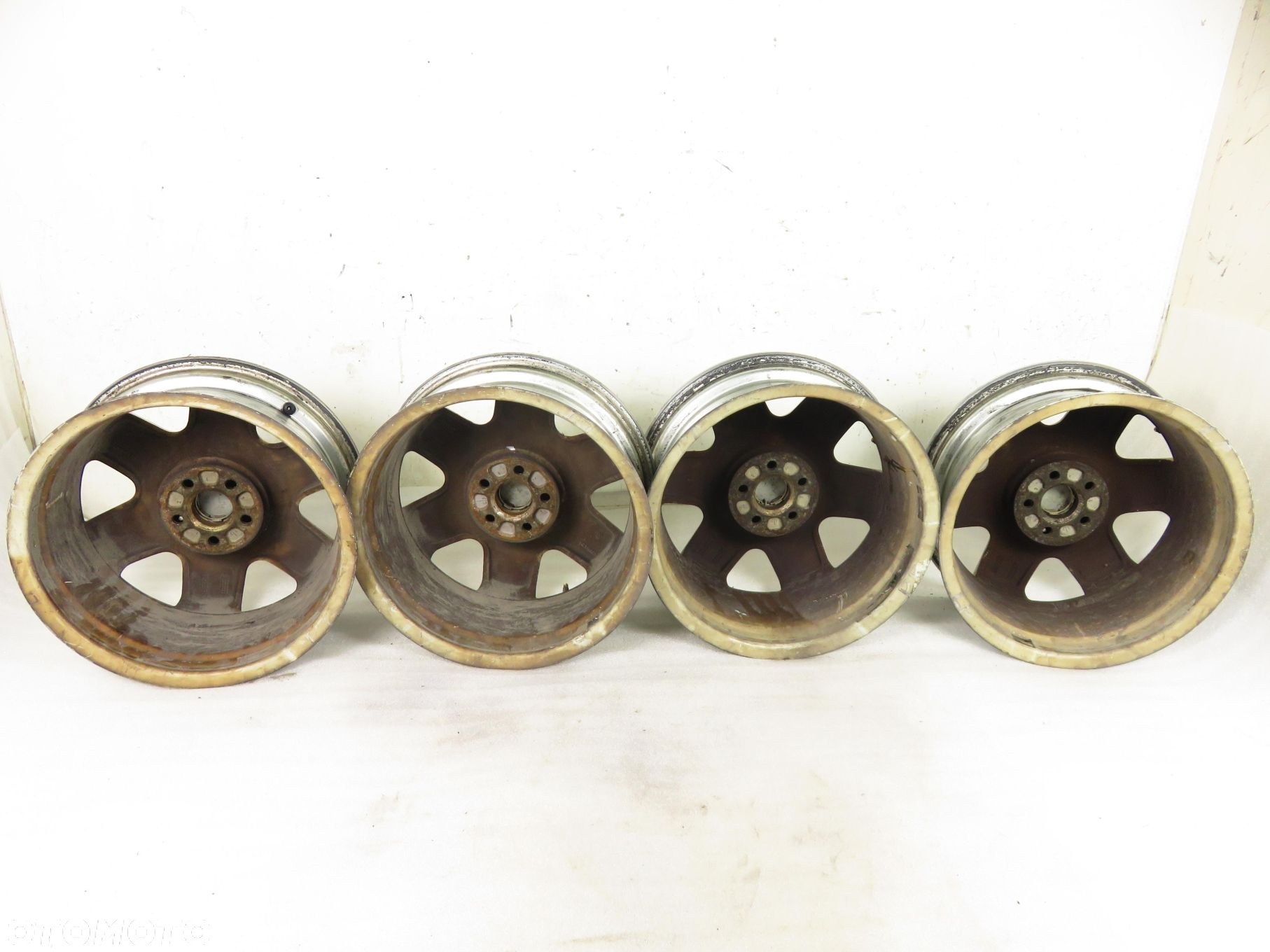 FELGA ALUMINIOWA VW  1J0601025H 16" 6.0" 5x100 42 - 11