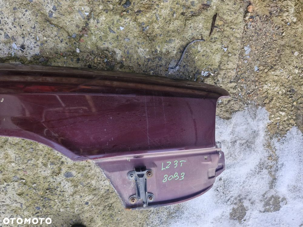 Błotnik prawy przód AUDI 80 B3 - 3