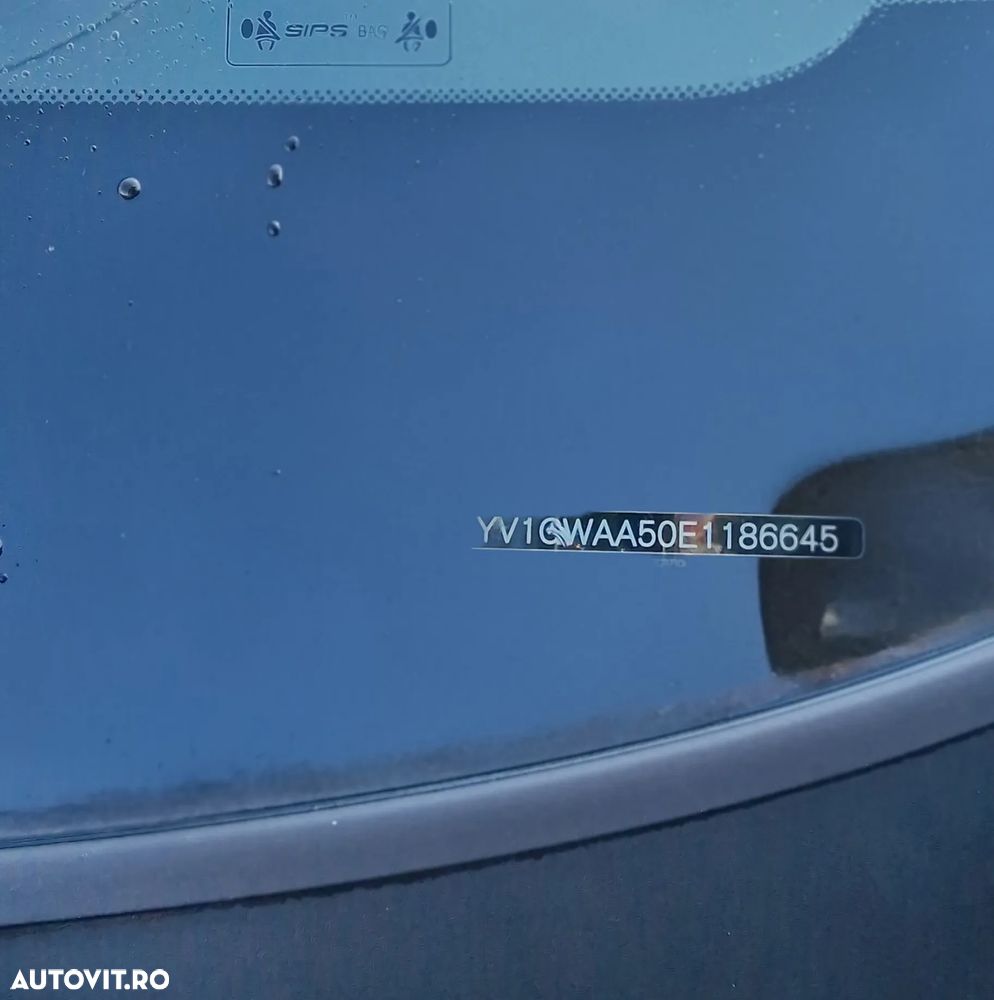 Volvo V60 D6 Plug-In-Hybrid AWD Geartronic Summum - 27