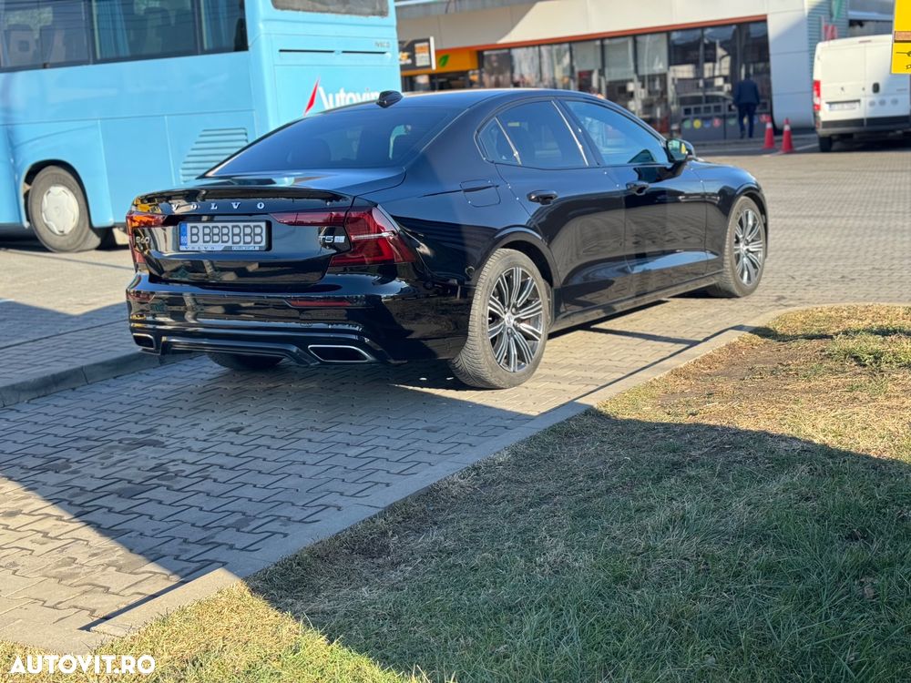 Volvo S60 T5 R-Design - 13