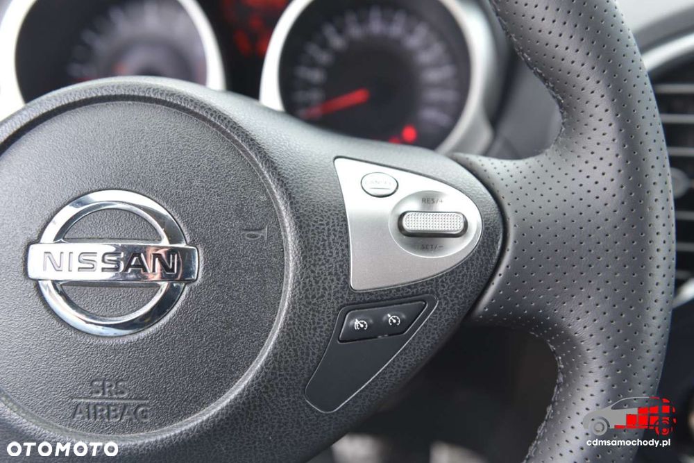 Nissan Juke 1.6 T Tekna - 32