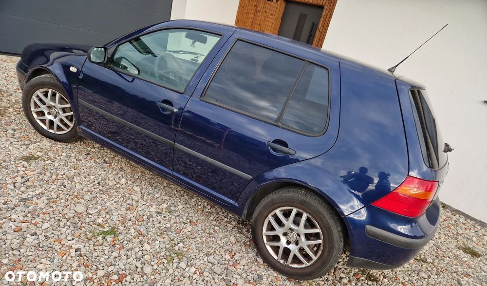 Volkswagen Golf 1.6 - 2
