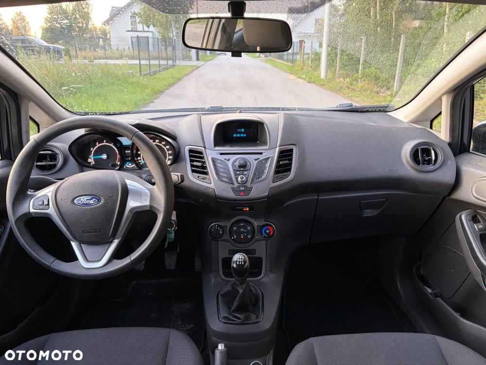 Ford Fiesta 1.25 Ambiente EU5 - 16