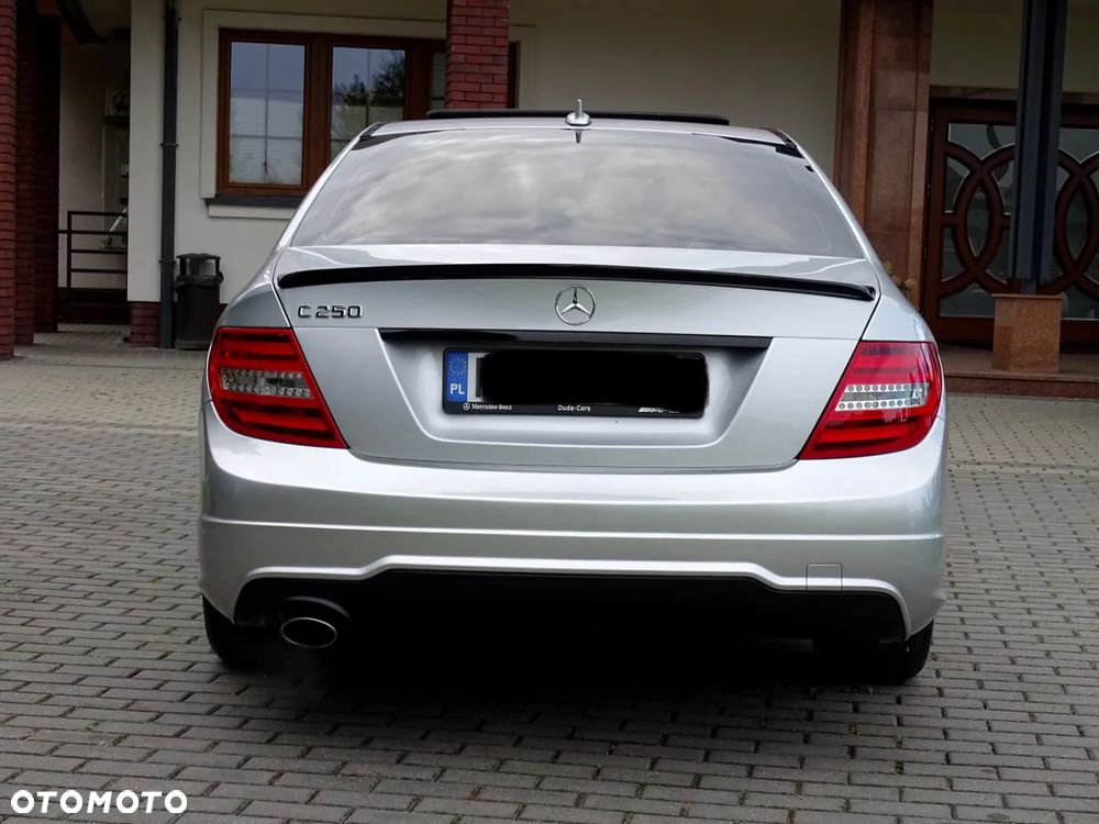 Mercedes-Benz Klasa C 250 (BlueEFFICIENCY) 7G-TRONIC - 5