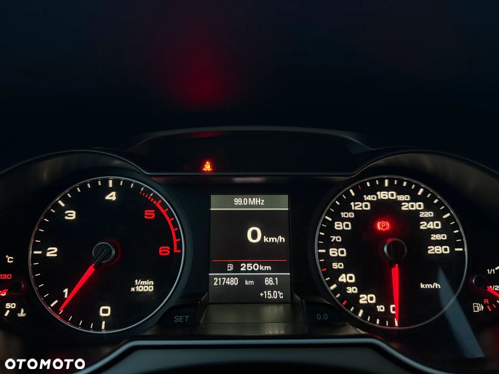 Audi A4 Avant 2.0 TDI DPF Attraction - 12