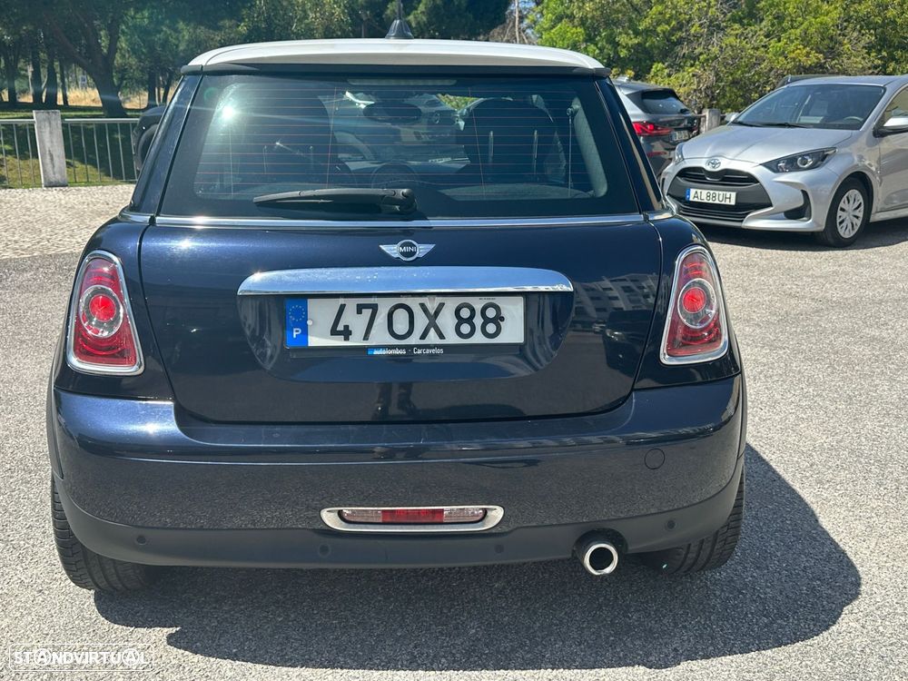 MINI 3 Portas Cooper D - 4