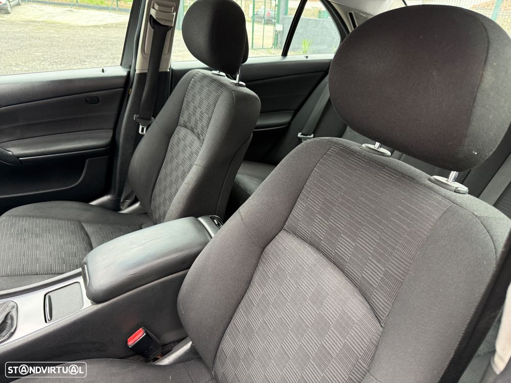 Mercedes-Benz C 200 - 9