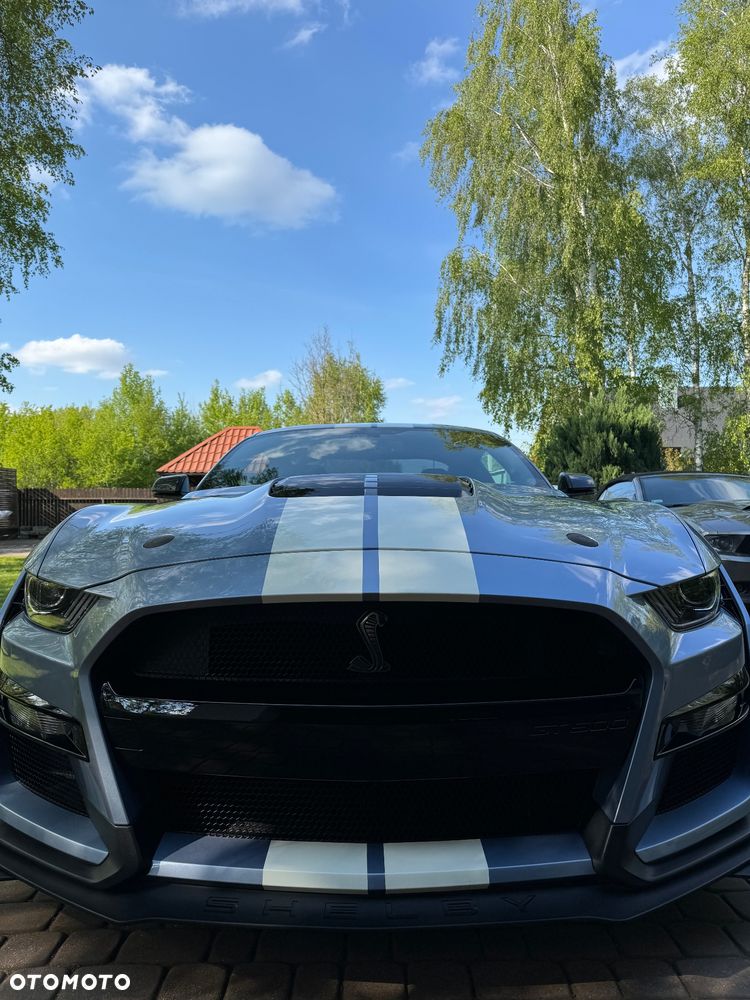 Ford Mustang - 8