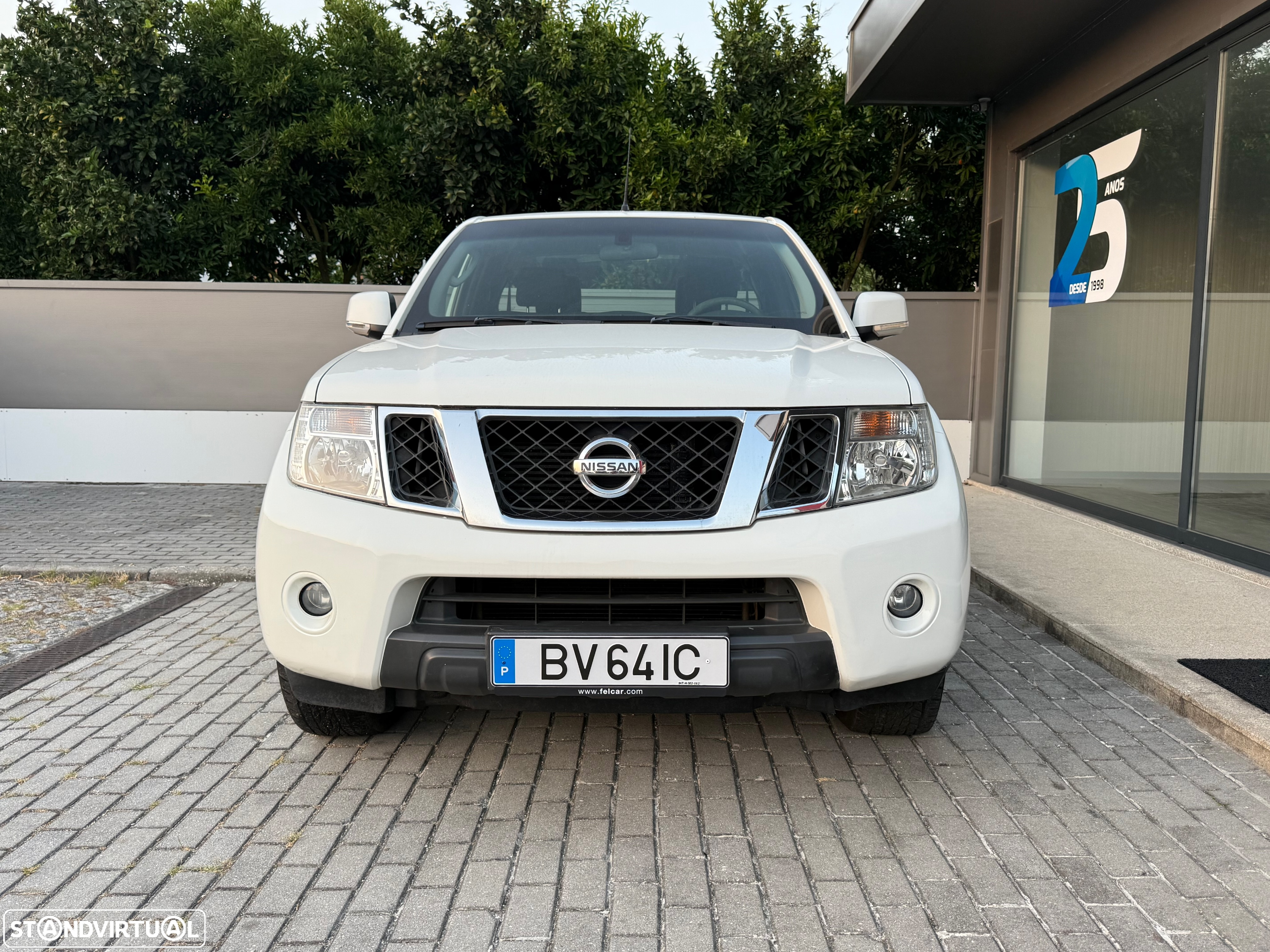 Nissan Navara 2.5 DCI King Cab 4 Lugares - 2