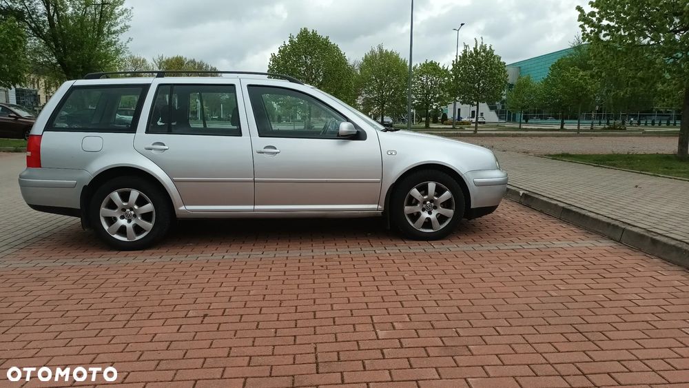 Volkswagen Golf 2.0 Basis - 3