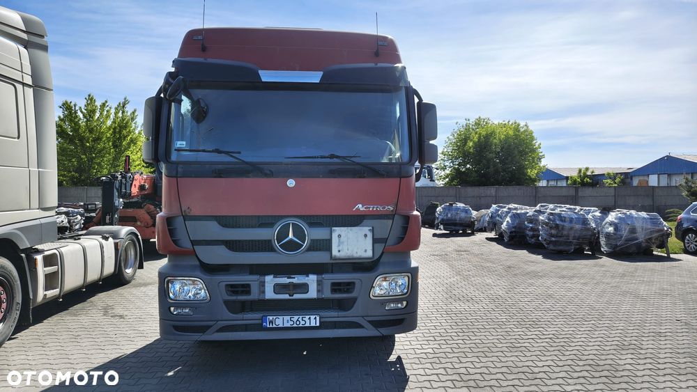 Mercedes-Benz ACTROS - 2