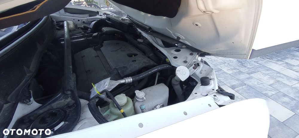 Mitsubishi Outlander 2.4 Intense + CVT - 4