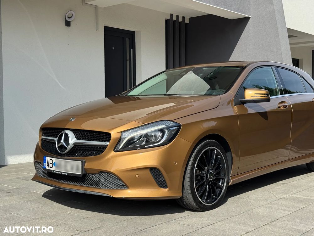 Mercedes-Benz A 180 7G-DCT AMG Line - 2