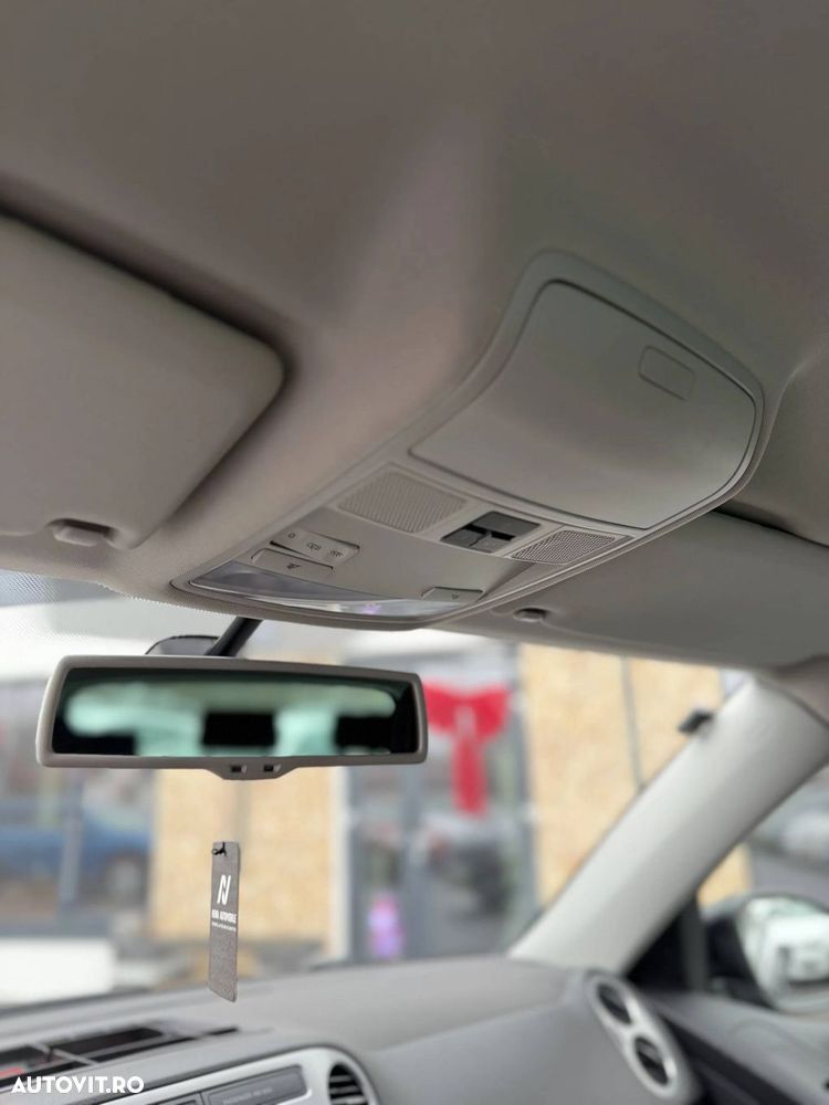 Volkswagen Tiguan - 3