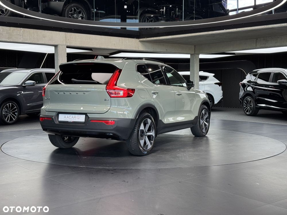 Volvo XC 40 B4 Plus Dark - 6
