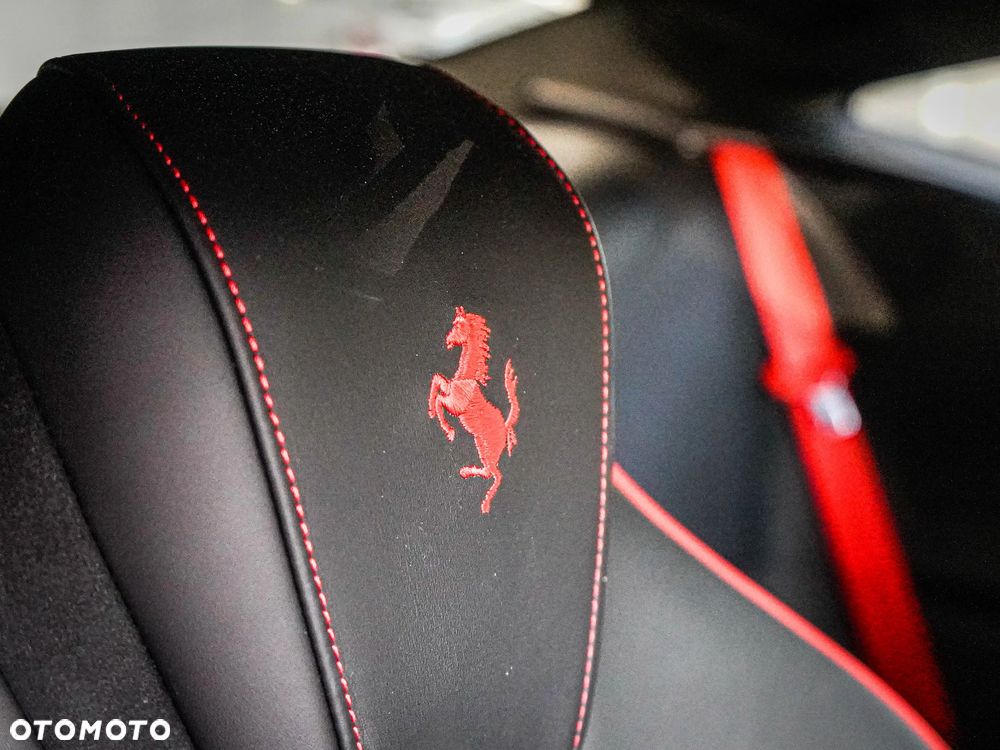 Ferrari Roma - 37