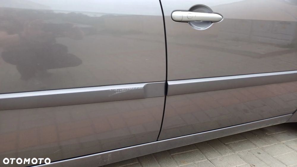 Renault Scenic - 24