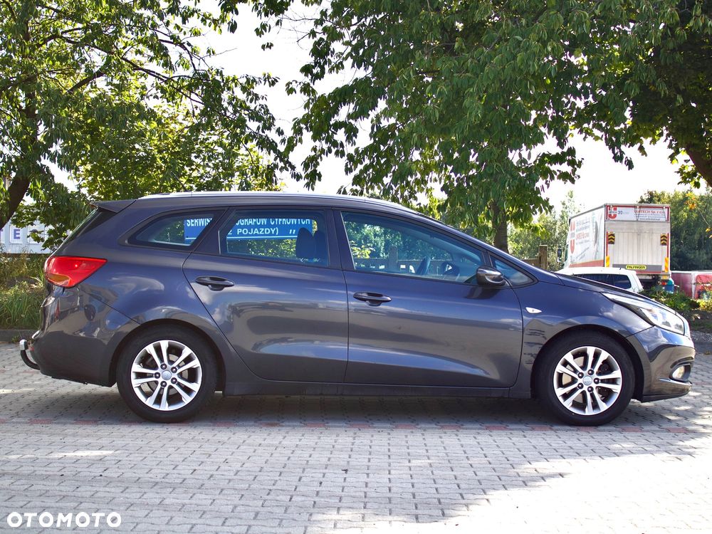Kia Ceed Cee'd 1.6 CRDi Business Line - 6