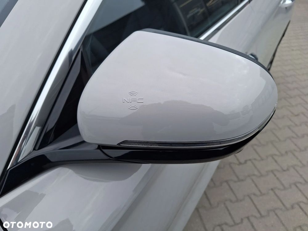 BYD Seal U 1.5T Design AWD - 27