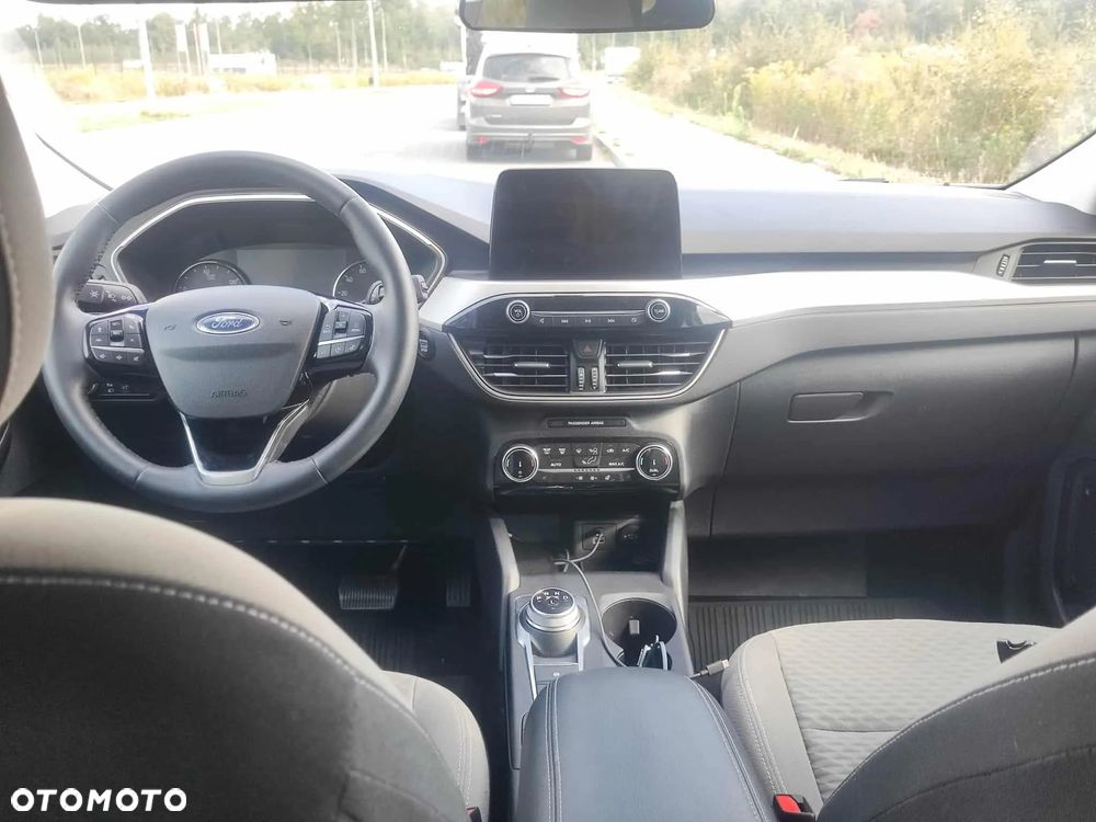 Ford Kuga - 5