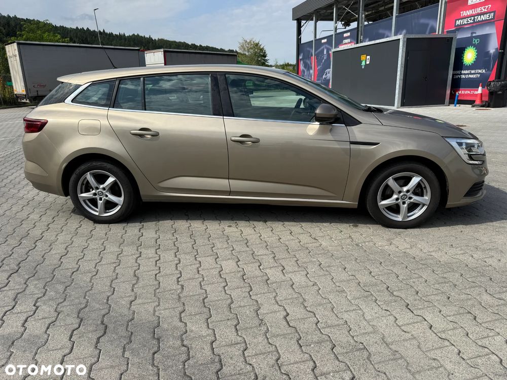 Renault Megane ENERGY TCe 100 EXPERIENCE - 4