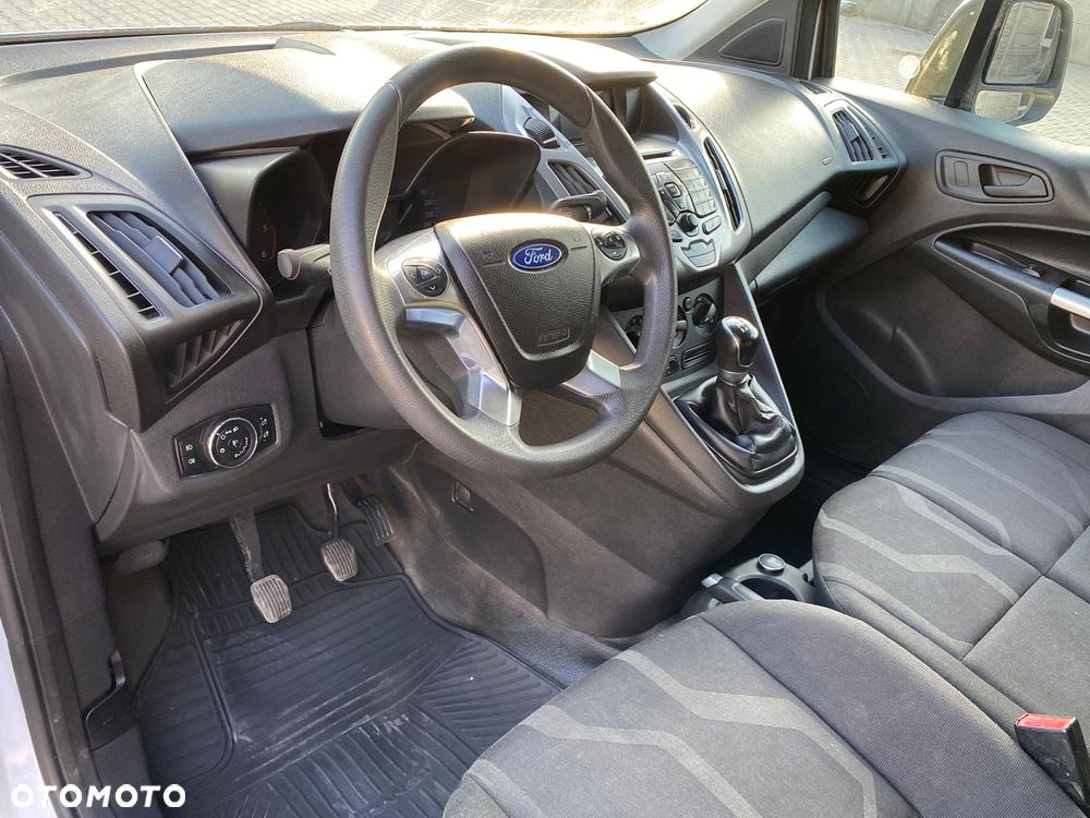 Ford CONNECT - 10