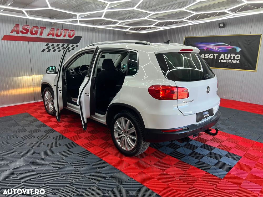 Volkswagen Tiguan - 16