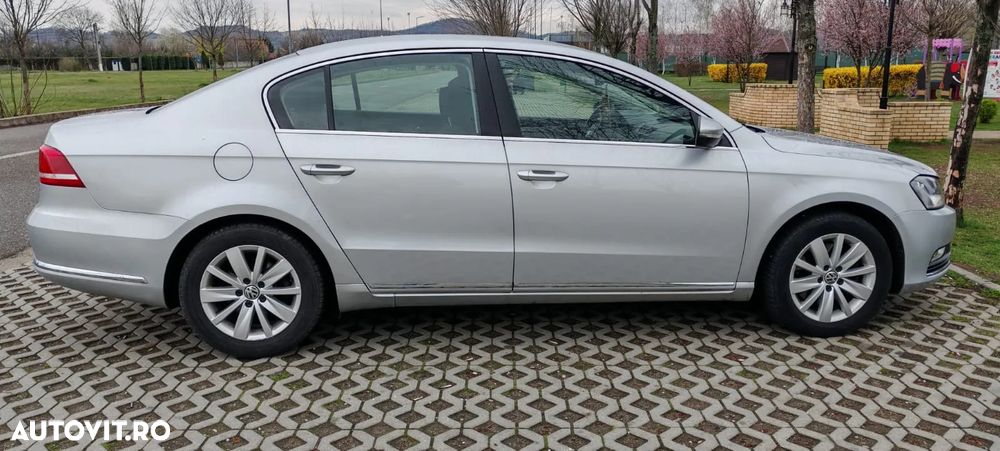 Volkswagen Passat 1.6TDI BlueMotion Tehnology Comfortline - 4