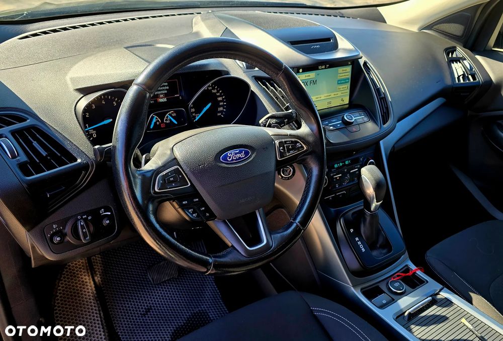 Ford Kuga - 8