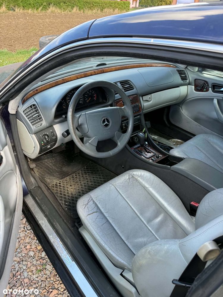 Mercedes-Benz CLK - 4