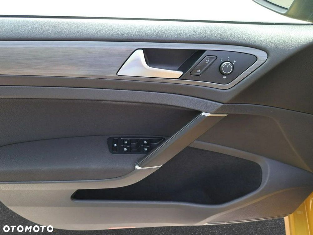 Volkswagen Golf VII 1.6 TDI BMT Highline - 14