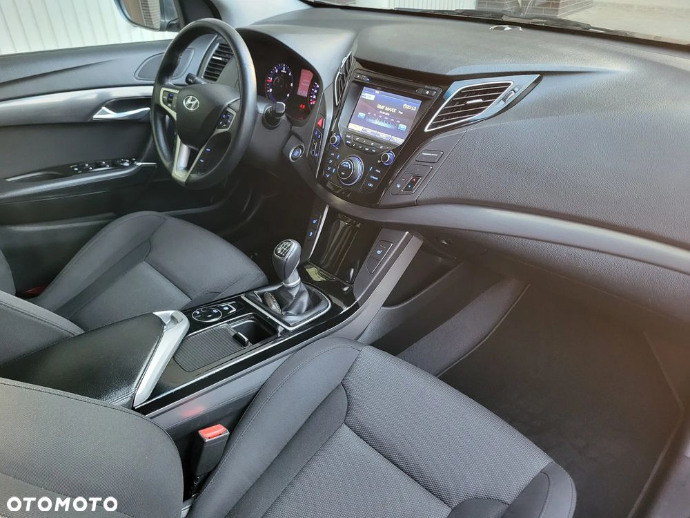 Hyundai i40 i40cw 1.7 CRDi blue Style - 8