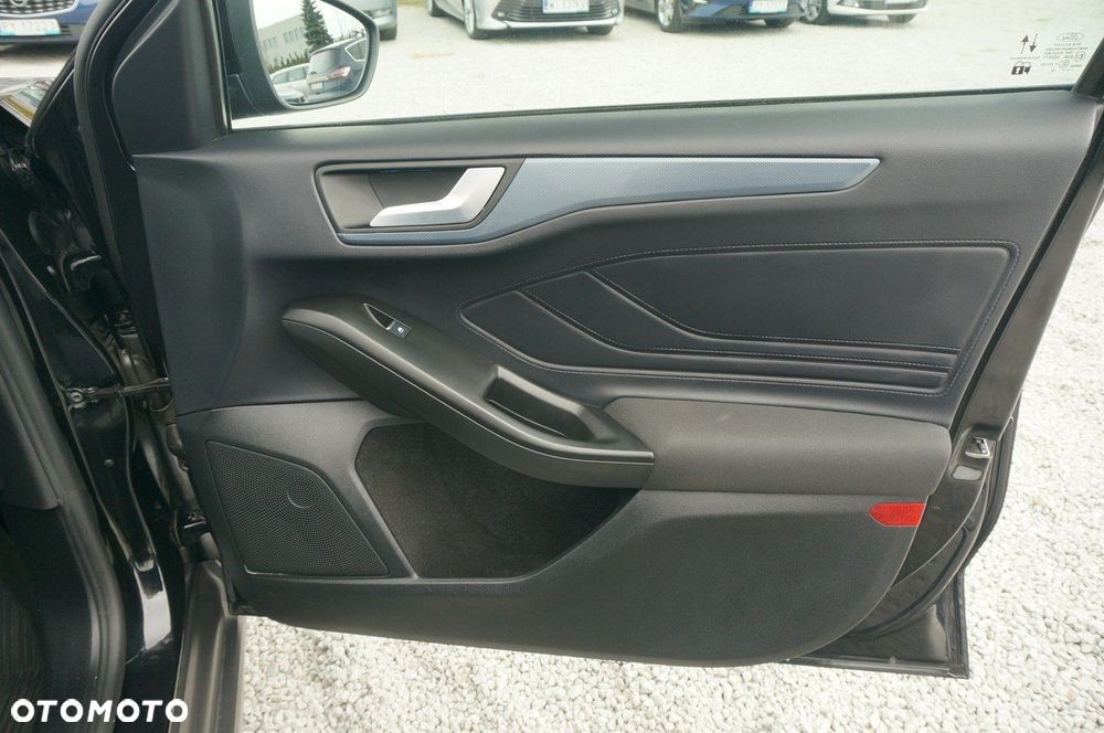 Ford Focus - 26