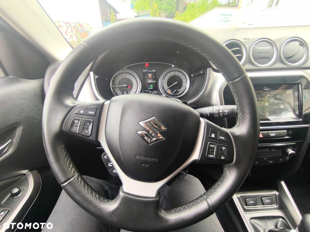 Suzuki Vitara 1.4 Boosterjet SHVS Premium 2WD - 18