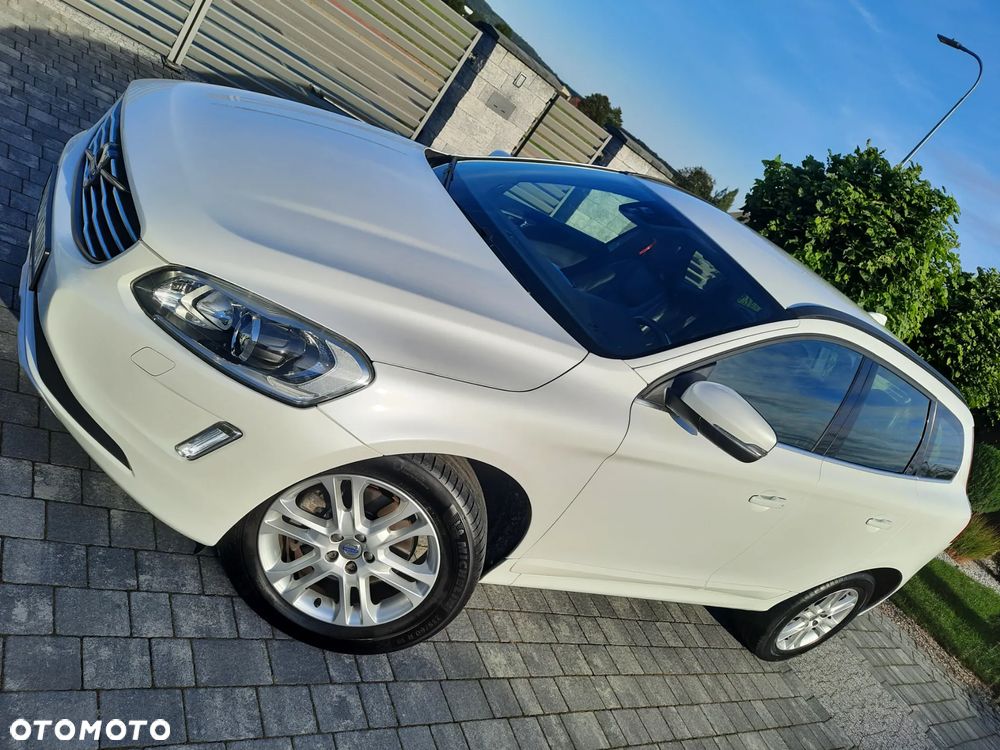 Volvo XC 60 - 6