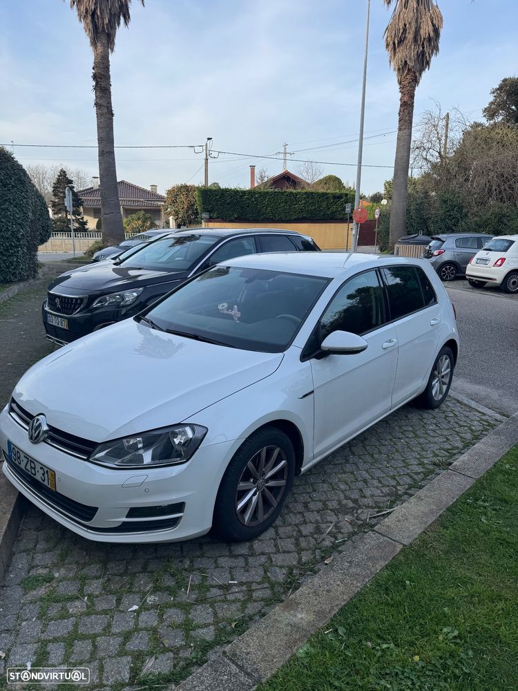VW Golf 1.6 TDi BlueMotion Confortline - 4