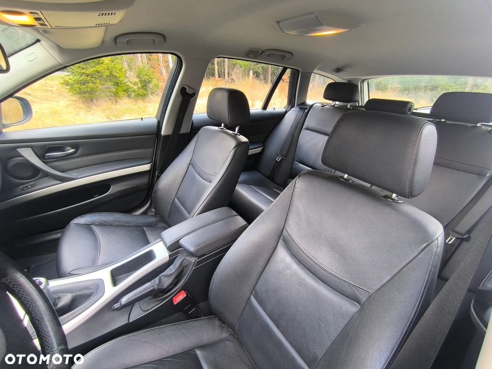 BMW Seria 3 316d - 11