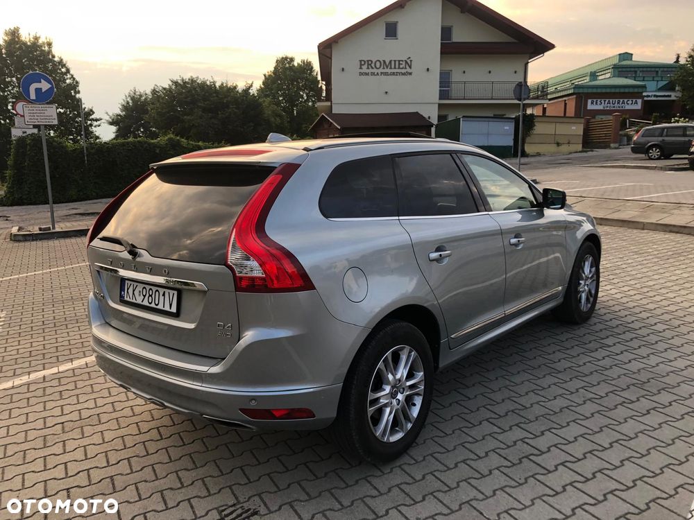 Volvo XC 60 D4 AWD Summum - 5