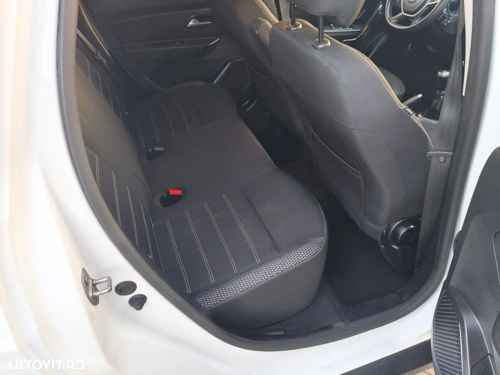 Dacia Duster 1.5 dCi 4x2 Prestige - 28
