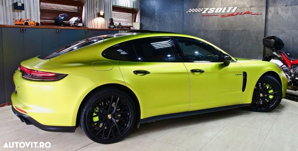 Porsche Panamera 4S E-Hybrid - 16