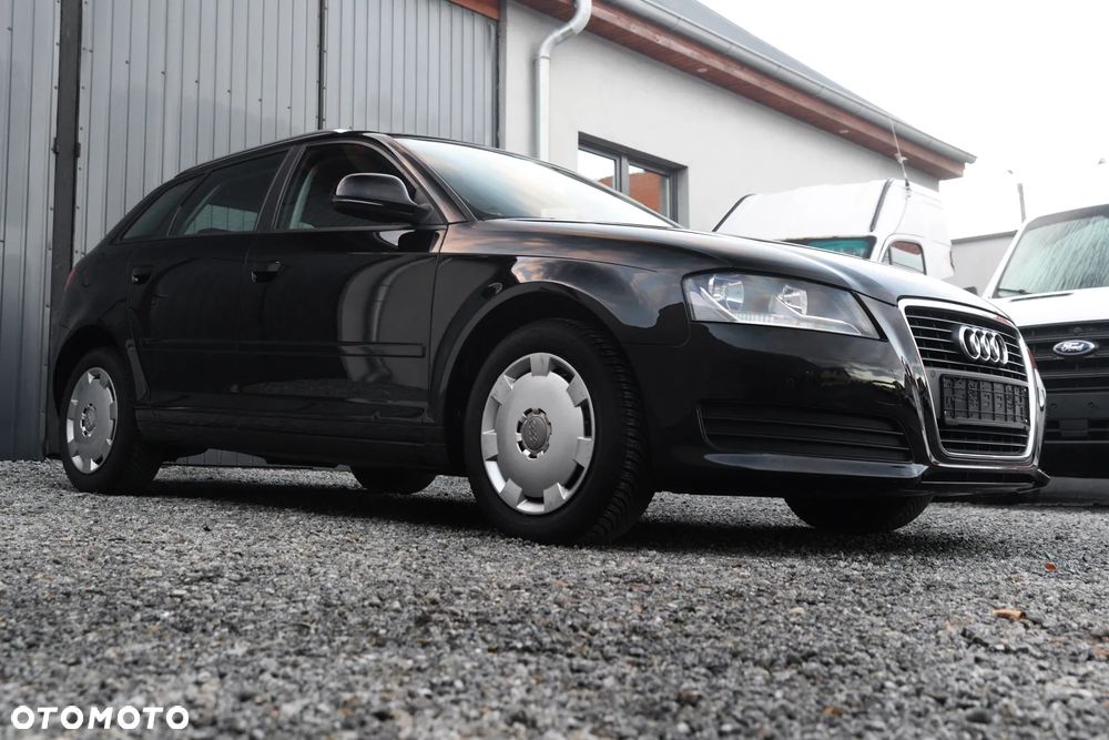 Audi A3 Sportback - 17