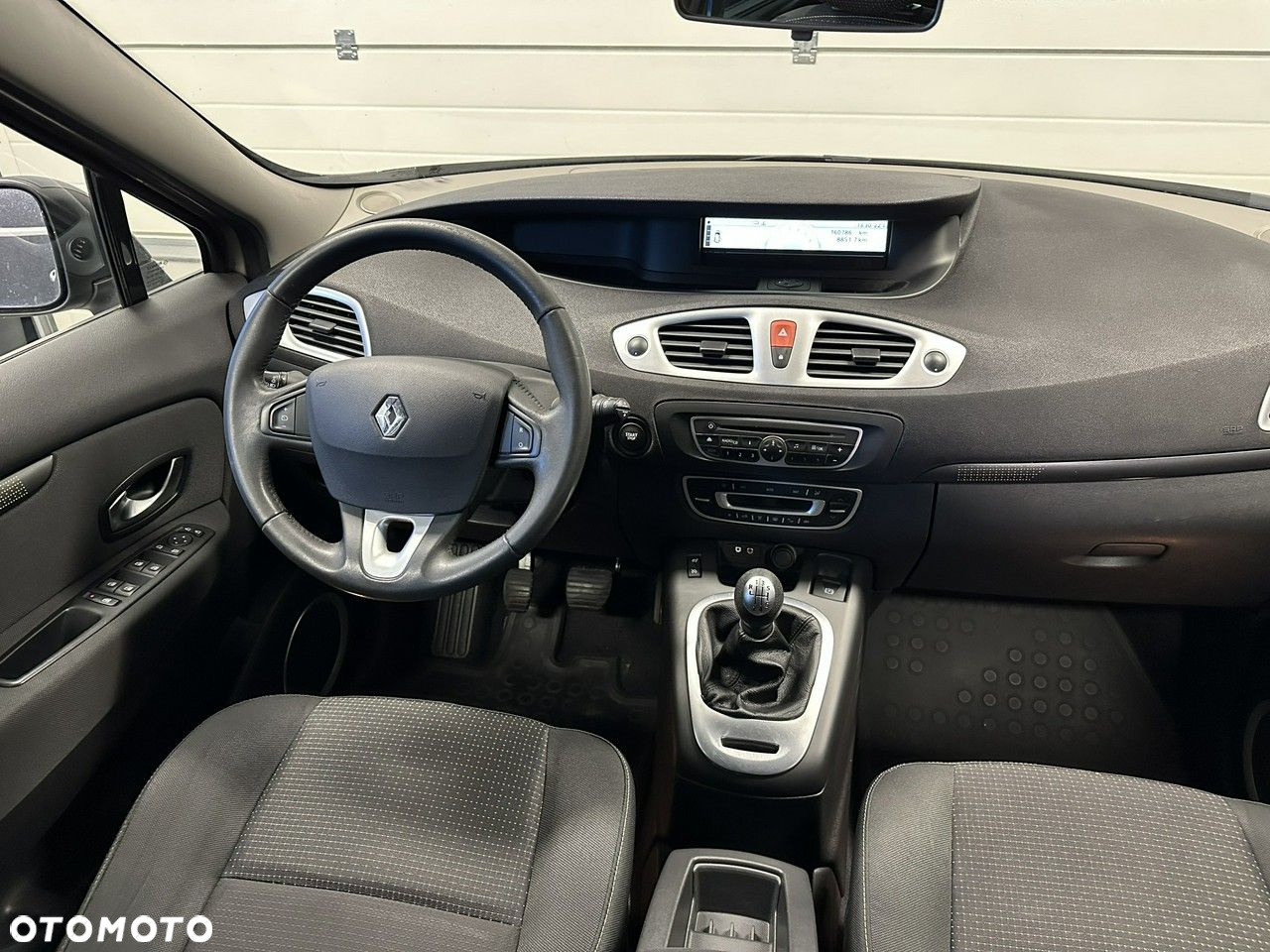 Renault Grand Scenic - 5