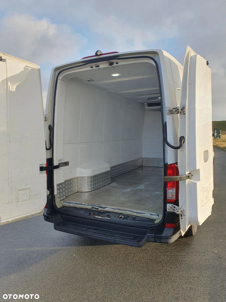 Volkswagen Crafter - 7