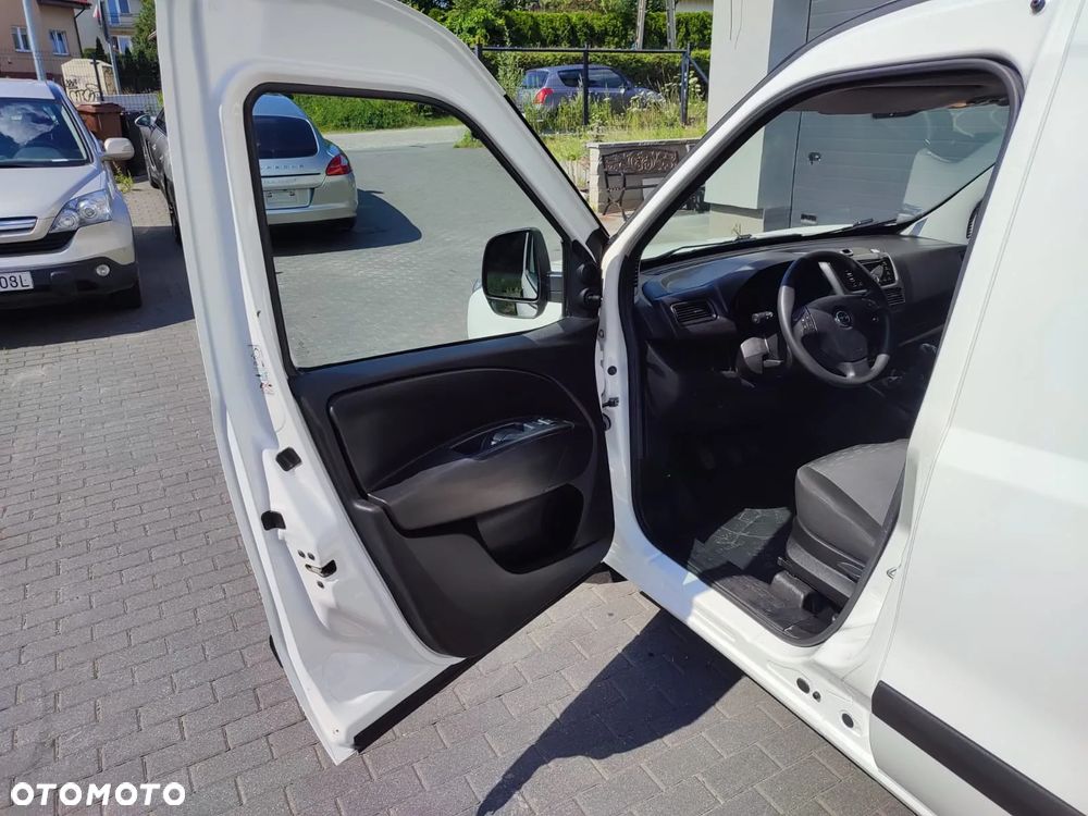 Opel COMBO VAN - 9