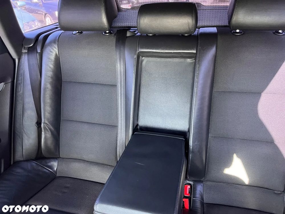 Audi A6 Avant 3.2 FSI Quattro Tiptronic - 14